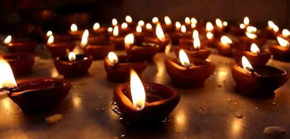 Vastu-Compliant Diwali Diya Materials for Positive Energy