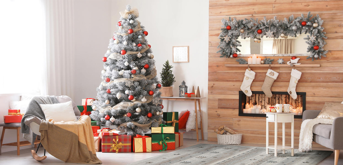 Festive Joy: 25 Christmas Living Room Décor Delights
